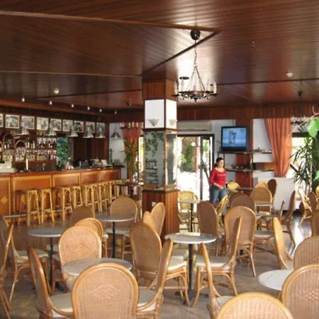 Zafiria Hotel 2*